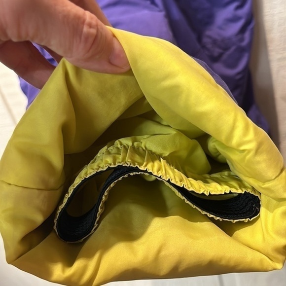 Lands’ End Grow Along snowbibs - Picture 4 of 7